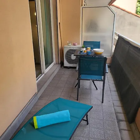 Joli T2 Piscine Sur Le Toit Antibes