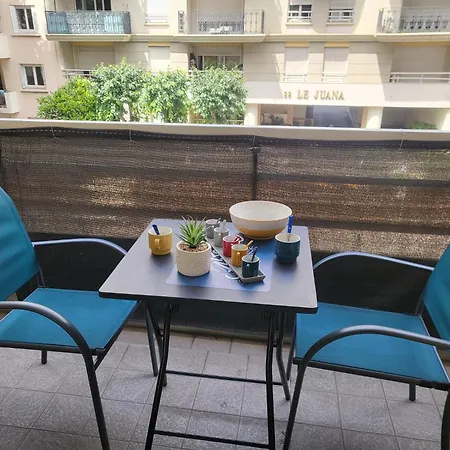 Joli T2 Piscine Sur Le Toit Apartamento Antibes